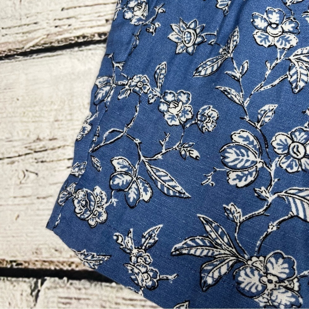 NWT Loft Blue Floral Print Shorts Size M - Picture 4 of 10